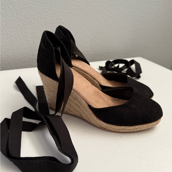 Old Navy Shoes - Old Navy Black Wedge Espadrilles